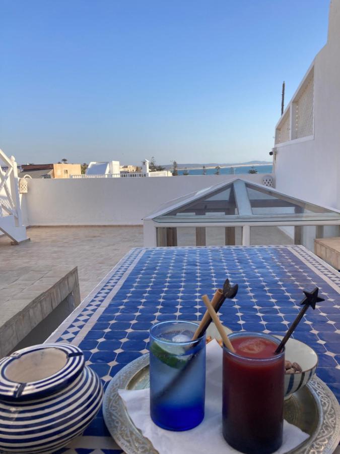 Beau Riad En Medina, Lumineux Et Avec Terrasse Privee Sur Mer エッサウィラ エクステリア 写真