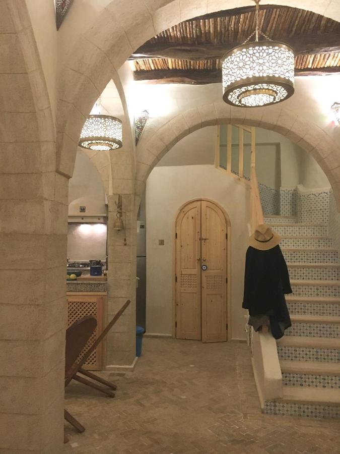 Beau Riad En Medina, Lumineux Et Avec Terrasse Privee Sur Mer エッサウィラ エクステリア 写真